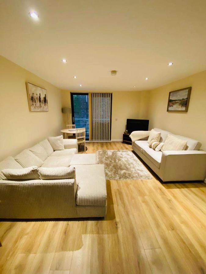 Apartment Centre Modern Fits 6 People